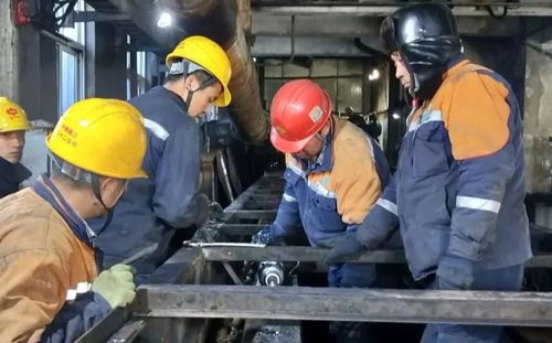 最美 敬業(yè)福 ,獻給春節(jié)堅守崗位的建安人